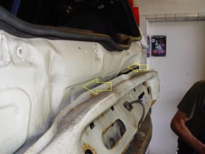 Fiat Punto Heckschaden Stoßfängeraufnahme Fiat Punto Heckschaden Stoßfängeraufnahme