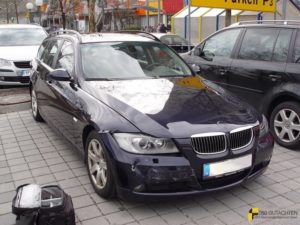 BMW 3er Touring Frontschaden